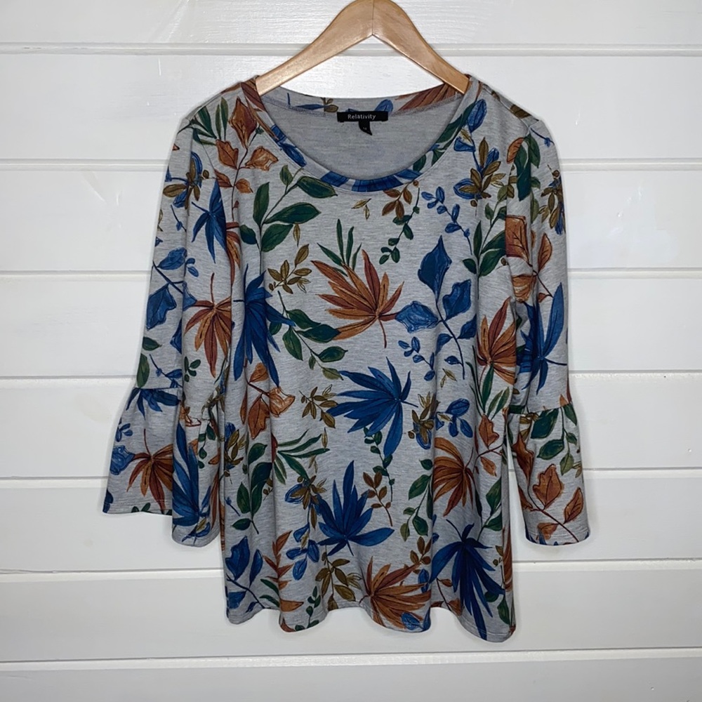 Gray fall floral bell sleeved top